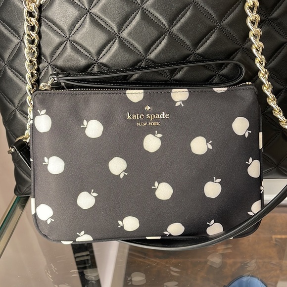 Kate Spade Chelsea Medium Wristlet Pouch
Black Multi - Picture 16 of 16